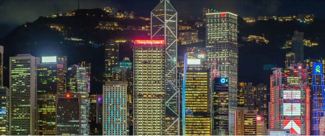 单价人民币117万/㎡,三周卖掉两套顶层:香港半山豪宅为什么能站上全球价格高位?